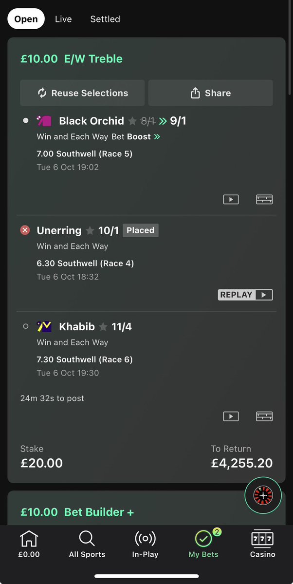 UtdLeon's tweet photo. @MatthewBouch @Pearce8Jamie Actually wounded, should be happy my each way might come in but I couldve had a 900 cash atm https://t.co/3BiclAQ78M