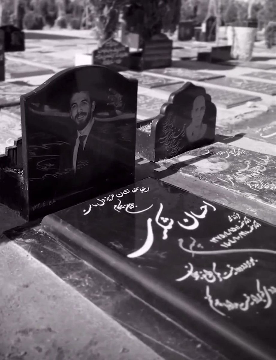 mustaxf's tweet photo. فرزند عزیز ایران
جاویدنام #احسان_شکری
کشته شده۱۹ دی‌ماه، #همدان https://t.co/IPeF4Ttj3u