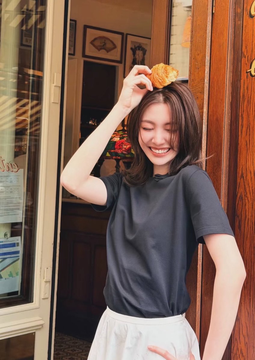ORMKORNHOMETH's tweet photo. ขอเสียงคนอยู่ด้วยกันถึงตีห้าหน่อยค่าาาา

#OrmKornnaphat
@ormmormm
#Dior @Dior #DiorSummer27
#LingOrmDiorSummer27 https://t.co/yZZPqVitCH