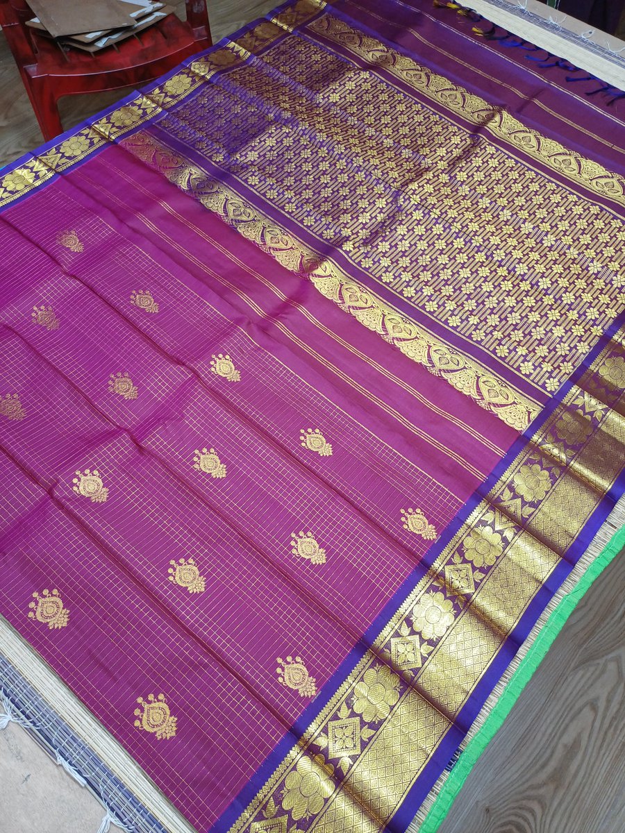 silksareestbm's tweet photo. Thirubuvanam Pattu-ன் Special என்ன தெரியுமா?🥻✨💛 👑 Traditional One Side Border Silk Saree 🪷 Direct from Weaver 🪷 Thirubuvanam Pure Silk Sarees 🪷 | 🦚 SPS 🦚 Contact: 🦚 75503 95634 🦚 #trending #reels #fyp #kanchipuram #silksaree Murugaaa

https://t.co/eVofjeHWoI https://t.co/3lhALHfZ5z