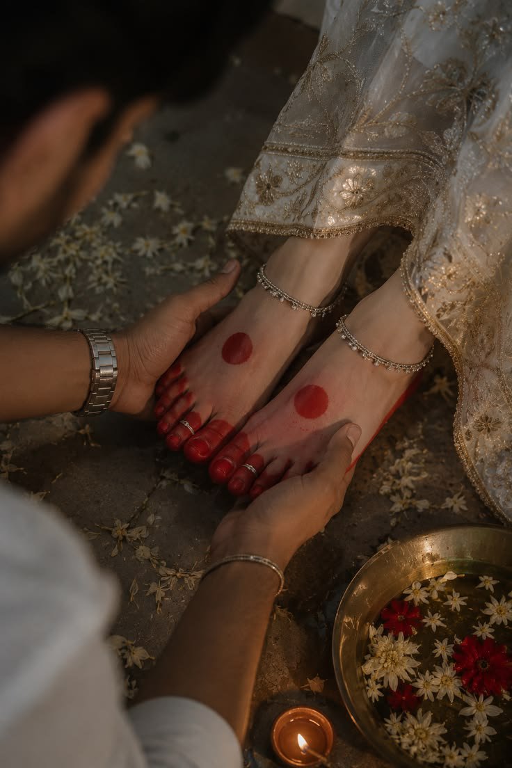 batishaibrahim9's tweet photo. ٹھیک ہے، بیٹھے رہو، راہ تکو، مر جاؤ
وعدۂ یار ہے، سچا تو لگے گا تم کو
دنیا مقتل بھی کہے، تو نہیں مانو گے
کوچۂ یار ہے، اچھا تو لگے گا تم کو https://t.co/o6zEuC3ymq