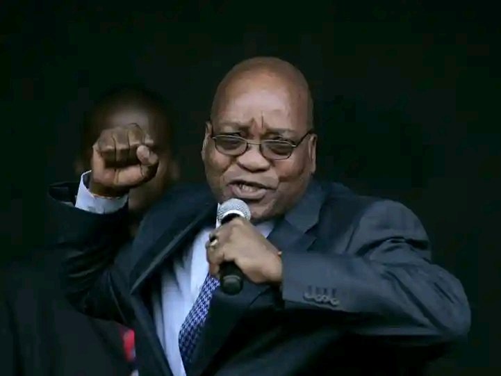 Snepto6074's tweet photo. Amandla kaJacob Zuma, Kuthiwa uyahamba uMhlathuze Municipality uzothathwa iMK Party amalungu eMK Party eKing Cetshwayo athi abangena ngepolitiki noma sebengavalelisa sekuzogwaza Umkhonto wayawaya. #StayInformed #NewsUpdate #UnityInAction #MKParty #followmypage https://t.co/2GlveW6ntw
