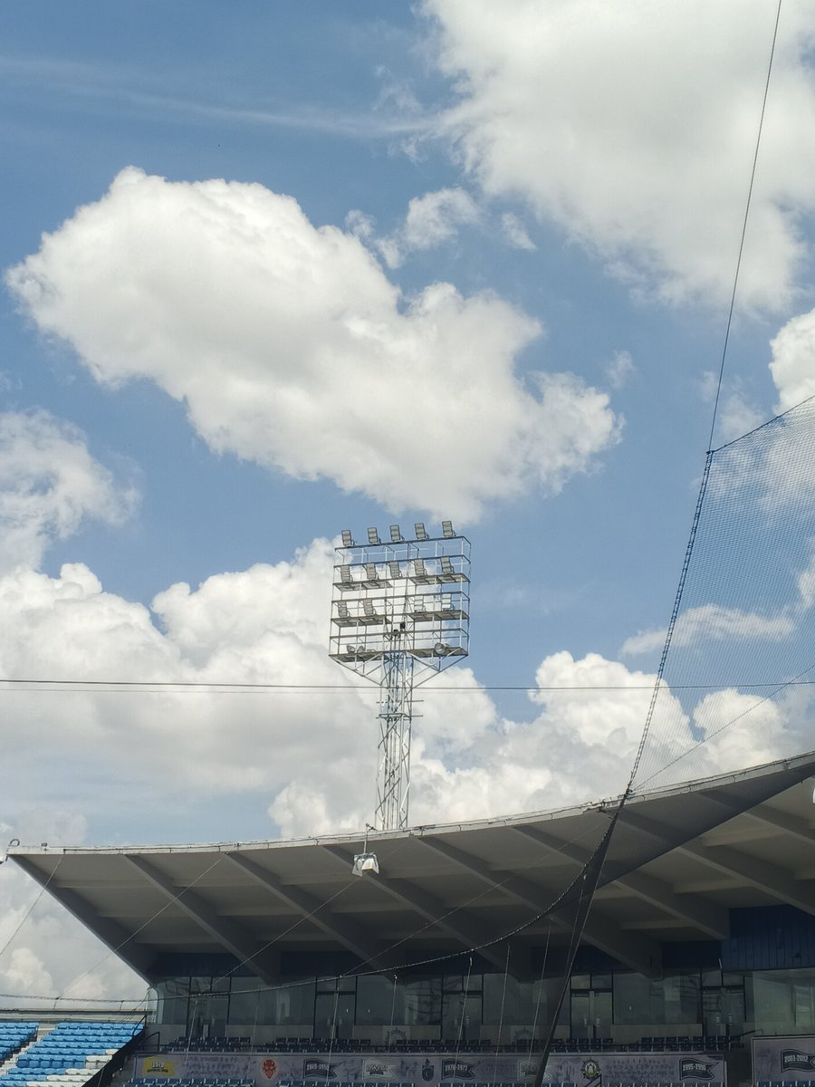 LJx14's tweet photo. Parte de lo cambios de esta temporada en el JBP de Valencia, ya las luces están completas, ayer estaban en pruebas, estás fotos fueron tomadas el primer día de entrenamiento, saludos mi gente
@brujo_horton @joselara27 @ADNMagallanero @SanderRodriguez https://t.co/8Yr5ekoQdQ