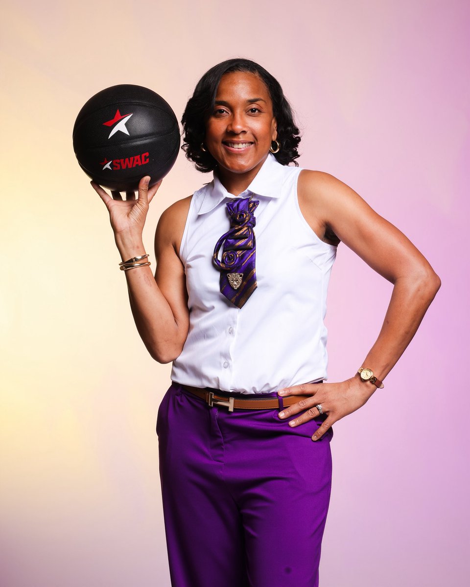theswac's tweet photo. The hunt starts now for @PVAMU_WBB ⏳

#SWACMD | #SWACWBB | #BuildingChampionsForLife https://t.co/N9o8ls8vzY
