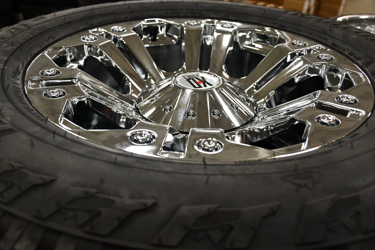 a2iwheels's tweet photo. ANOTHER BIG WHEEL & TIRE PACKAGE SHIPPING — FOR FREE!
20" CHROME XD WHEELS + TRAILCUTTER AT 4S 35x12.50R20LT TIRES!
https://t.co/z2x8E0Dzve
#a2iwheels #xdwheels #XDSeries #4x4 #rims #wheelsandtires #wheels #TruckTires #customwheels #CustomTrucks #truck #autoshop #autoparts https://t.co/skZsMbqwiO