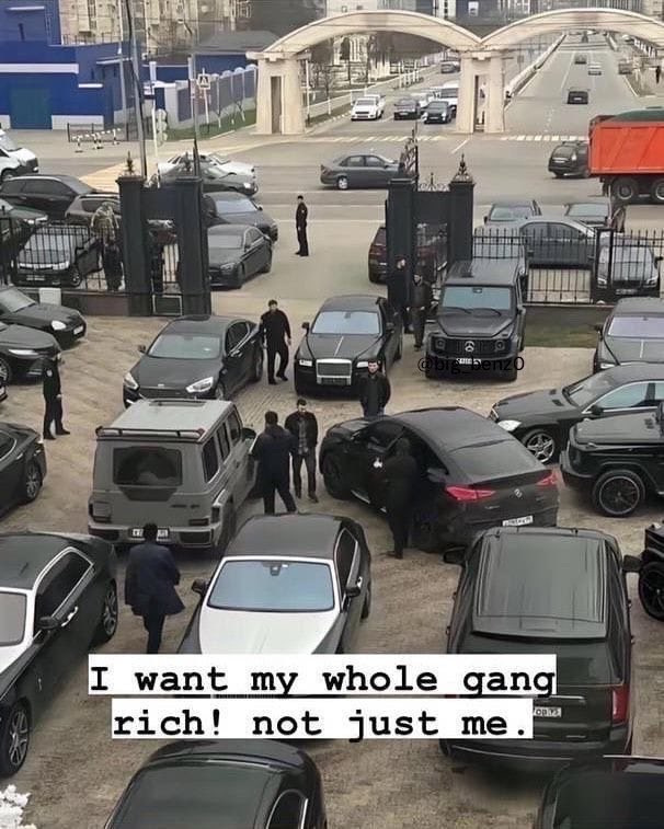big_benz0's tweet photo. I don't want to win alone.
I want my whole gang to win. 🏆 😤

You don't do a convoy alone. https://t.co/dgt5YzS11j