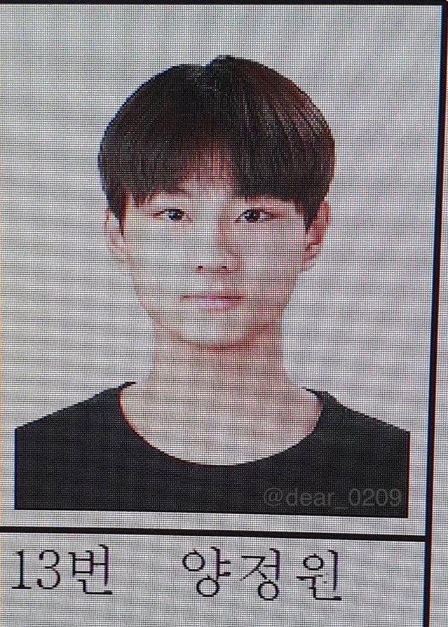 dkahsem____'s tweet photo. 얘네어케같은그룹됏지?♡ https://t.co/XbKUqssPLT