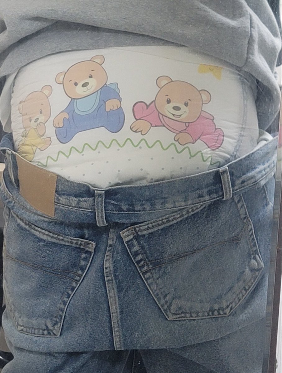 Myang_ABDL's tweet photo. 후드티입고갈까 후드집업입고갈까 요..? https://t.co/LUREqdU6Lg