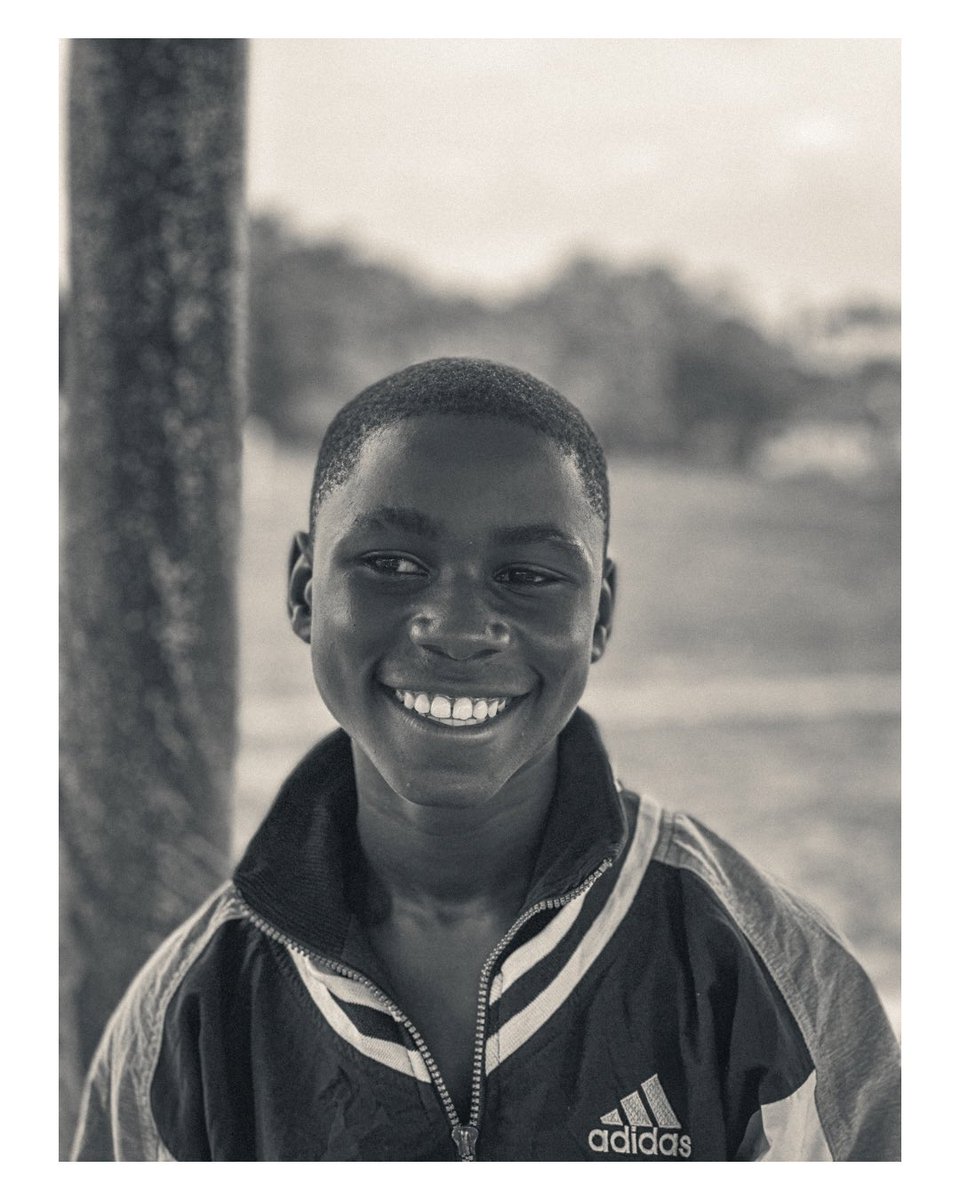 Ajayi_x's tweet photo. Met this kid with my friends at the NYSC Camp, very interesting guy.

We ended up talking and asked him what he wanted to become, his words were

“I can’t tell you that, I don’t talk, I show”

Was so impressed I had to tell him to pose for the camera.

#nyscede #nysc https://t.co/VRlWYNFhbK