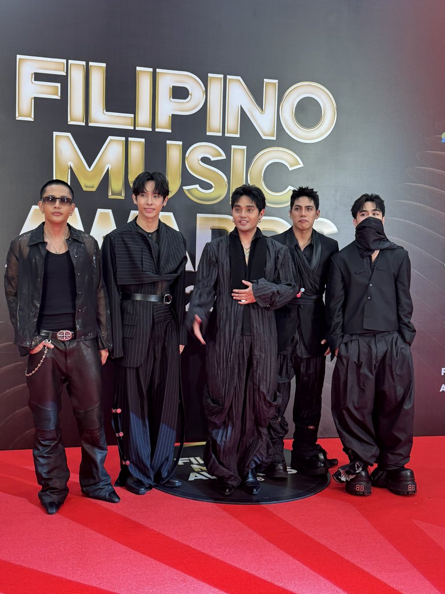 MSLifeAndShow's tweet photo. #MSShowbiz | P-pop Kings SB19 at the red carpet of Filipino Music Awards 2026 https://t.co/qkzUcoa5X0