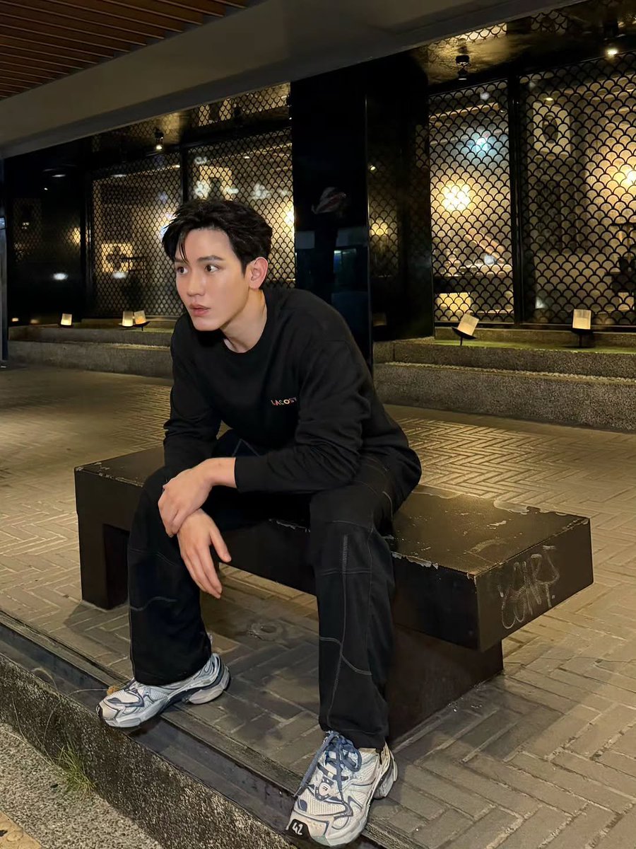 NewEgypt90's tweet photo. — 06.10.2026 —

تحديث نيو عبر  الانستجرام 

──────✧✦✧──────  

 ꕥ ˚₊· #แก้เกมโกง
#Newwiee @new_thitipoom ·₊˚ꕥ https://t.co/PLspRUONYh