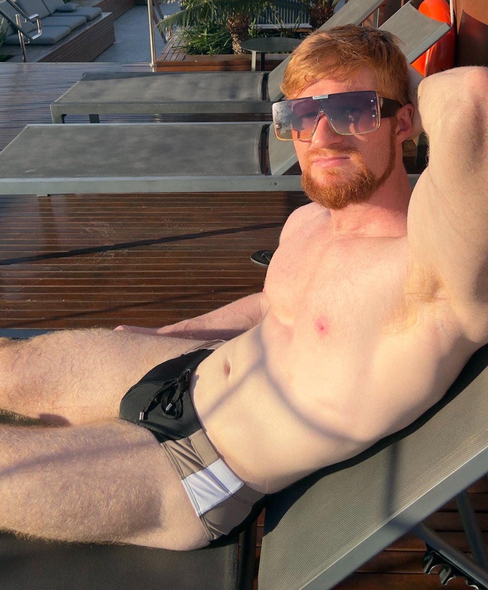 Gingerrwe's tweet photo. Would you catch some sun with me?☀️ https://t.co/6OWm2m5eUt