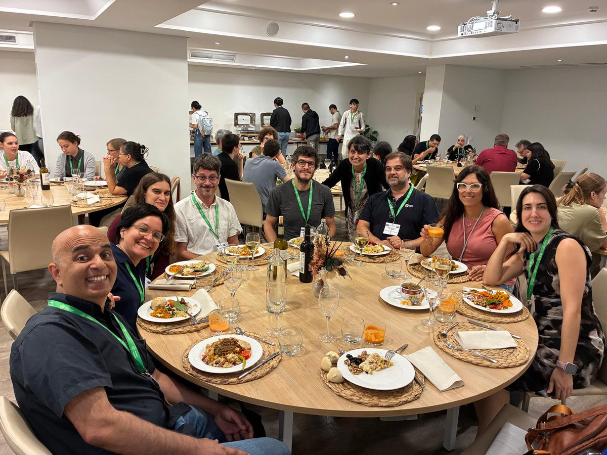 AMCuervoLab's tweet photo. Lots of Cuervitos in Spain at the Hallmarks of Aging conference🥰 https://t.co/V0fZhTlR0m