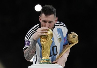 kelvsage09's tweet photo. #NewProfilePic

Gracias por tanto Leo ❤️ 24hrs https://t.co/vZEUG70PCj
