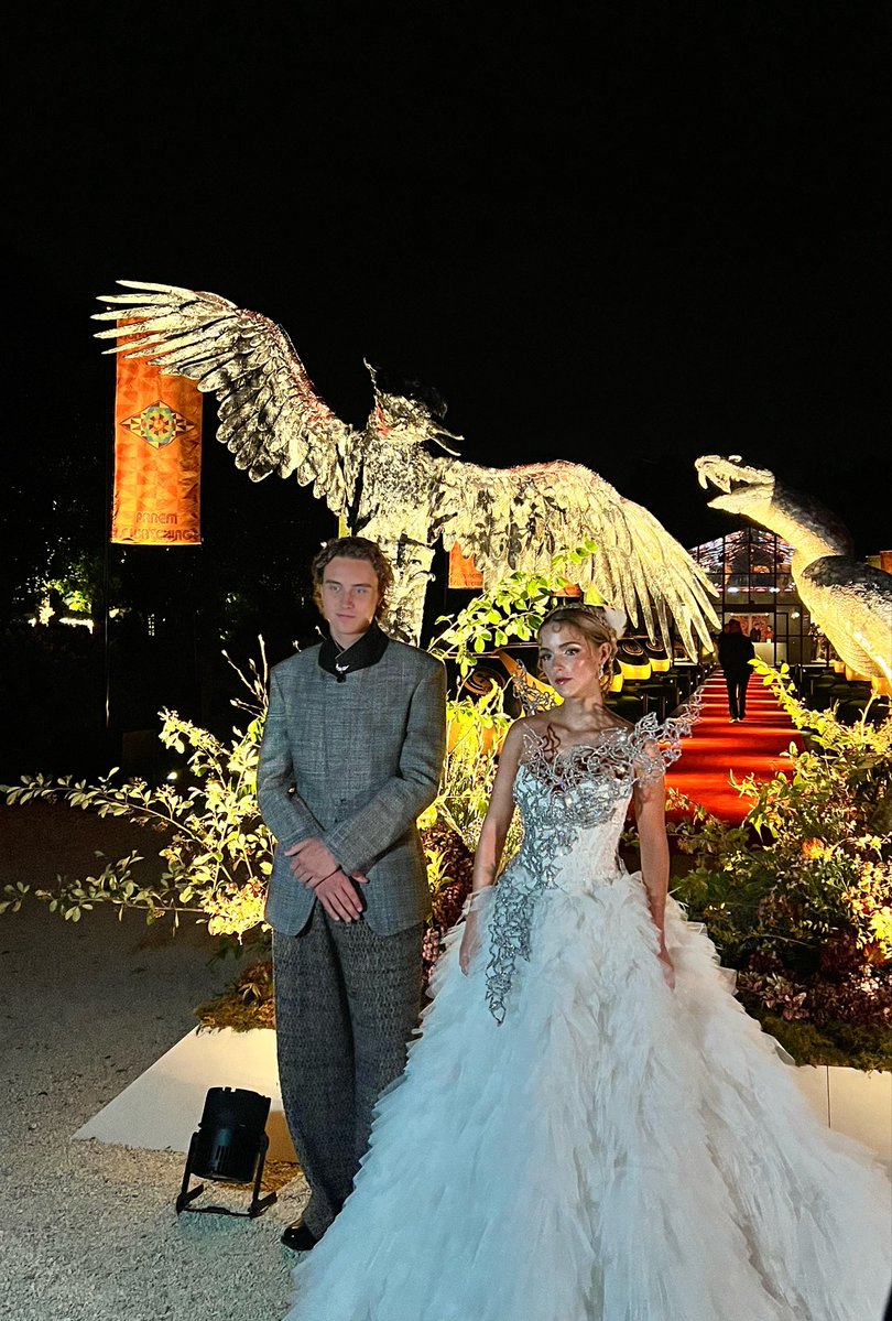 FilmUpdates's tweet photo. Joseph Zada and Mckenna Grace photographed by us at the launch of ‘The Hunger Games’ exhibition in Paris. https://t.co/uYvhV2QImJ