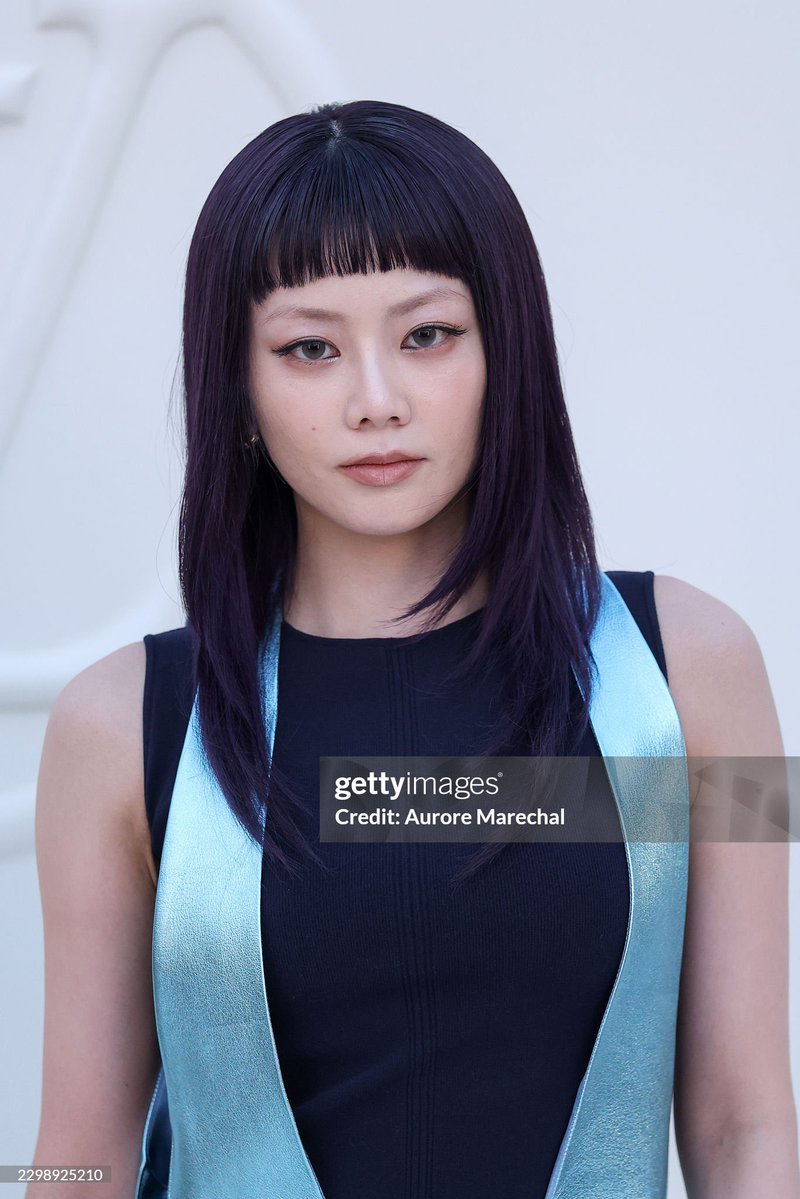 XG_Chart's tweet photo. [Getty Images] 

HINATA attends the Louis Vuitton Womenswear Spring/Summer 2027

#HinataxLouisVuitton #HINATA #LVSS27 #XG
@LouisVuitton
@XGOfficial_ https://t.co/JXEnr8bw1X