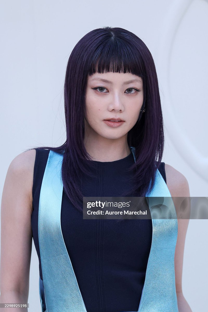 XG_Chart's tweet photo. [Getty Images] 

HINATA attends the Louis Vuitton Womenswear Spring/Summer 2027

#HinataxLouisVuitton #HINATA #LVSS27 #XG
@LouisVuitton
@XGOfficial_ https://t.co/JXEnr8bw1X
