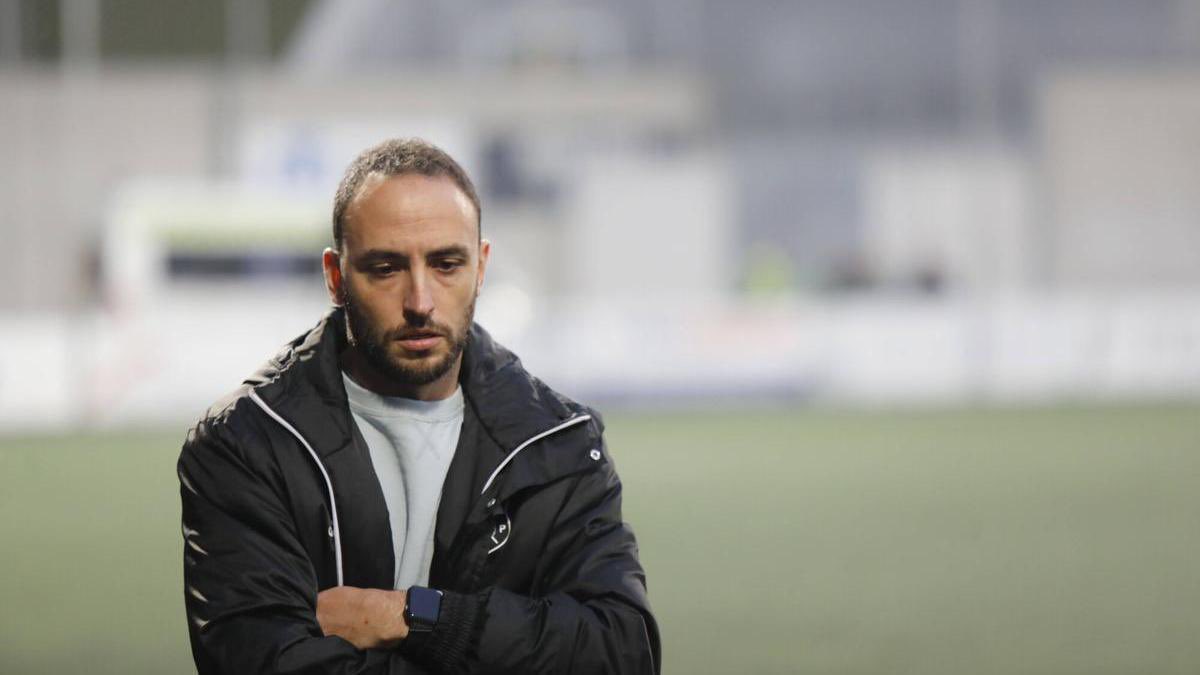 el_caudalista's tweet photo. 🚨 Pablo Acebal, nuevo entrenador del #Caudal.
➡️ Dirigió la temporada pasada al Langreo en Segunda RFEF y jugó en el equipo caudalista en la temporada 2011/2012. https://t.co/xeoC0L9UDE