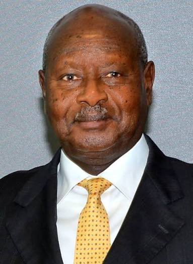 dagmawi_belay's tweet photo. ፋሽስት አብይ አህመድ በኡጋንዳ የሚኖሩ የአማራ አክቲቪቶችን አፍ ለመዝጋት የሄደበት ርቀት ይገርማል:: እነሱ የመናገር መብታቸውን ስላሳፈንክ መቀመቅ መውረድ አይቀርም::  ለዮጋንዳ መንግስት ይህን ማስረዳት ያስፈልጋል:: የሚወስዱት እርምጃ ስህተት ብቻ ሳይሆን በታሪክ ያስወቅሳል::  የአማራ ማህበር ይህን አይንት ስራ ካለሰራ ጥቅሙ ምን ላይ ነው? 

ዮወሪ ሙሴቬኒም ሆነ ያ በሽተኛ ልጁ ከማን ጋር አጋር  እንደቆሙ ቢያስቡ... ነገ የሱ መንግስት ተመሳሳይ እጣ ይገጥመዋል::