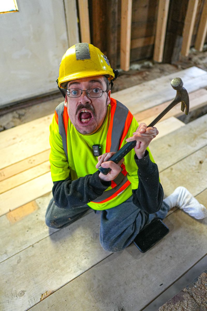 rickyberwick's tweet photo. no videos until later.. I'm building shit https://t.co/GJJpU8mT8i