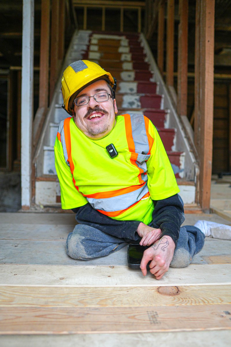 rickyberwick's tweet photo. no videos until later.. I'm building shit https://t.co/GJJpU8mT8i