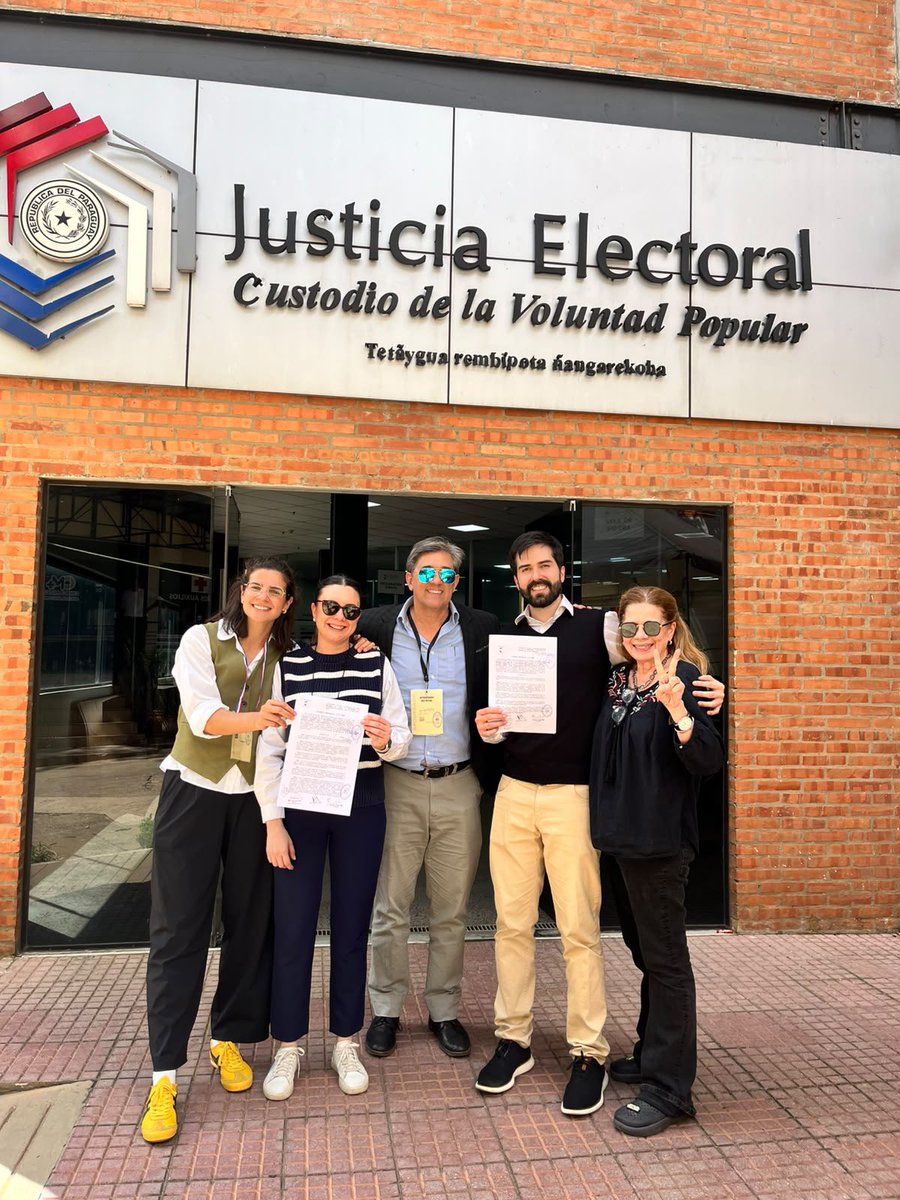 desimasi2's tweet photo. ¡MISIÓN CUMPLIDA! 
Proclamación de SOLE NUÑEZ como Intendenta!  ✌🏻💪🏻🙌🏻
¡Gracias Asunción! ✨☄️ https://t.co/F7LPqJGgEd
