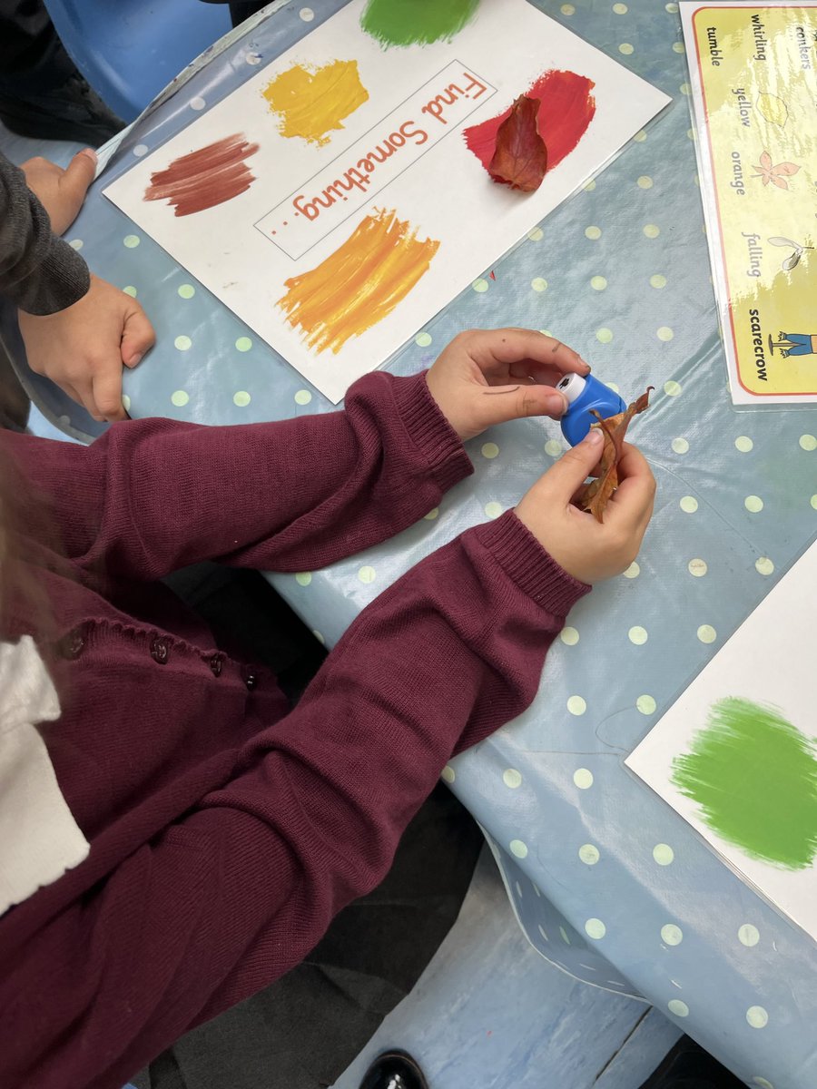 ReceptionBh's tweet photo. Developing our fine motor using a hole punch with our beautiful leaves. “Look it’s a snowflake.” @busheyheathjm #busheyheathPD https://t.co/UPnbvrIY9t