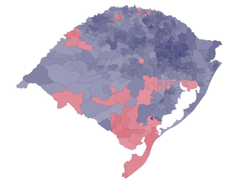 g1rs's tweet photo. Flávio Bolsonaro vence Lula em 455 das 497 cidades do RS no 1º turno; veja mapa https://t.co/xbQE9sAK3z https://t.co/9E7QguJX8E