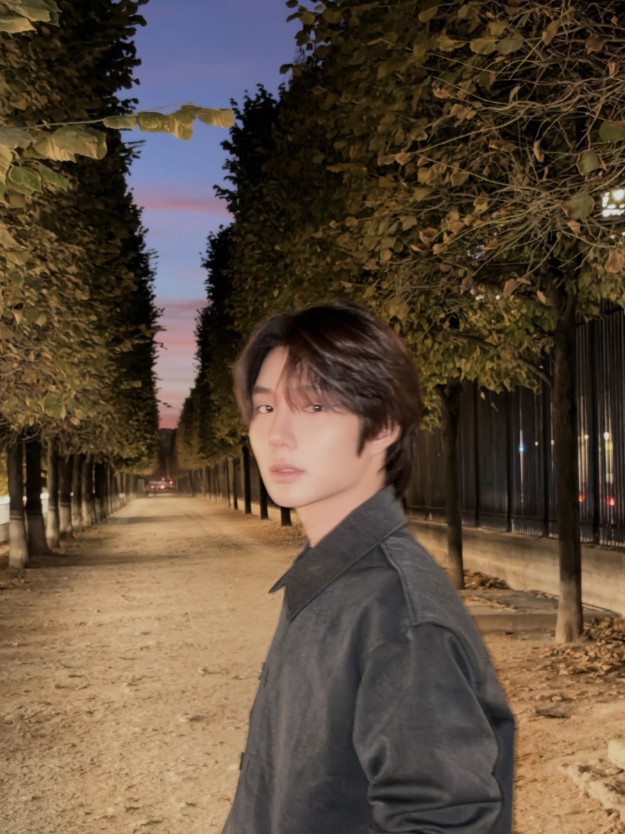 nampingnapat's tweet photo. ได้โปรดมาเดินเล่นกับฉันที่ปารีส

@Schiaparelli #Schiaparelli #PFW #nampingster #KengNamping https://t.co/goQPfMsolc