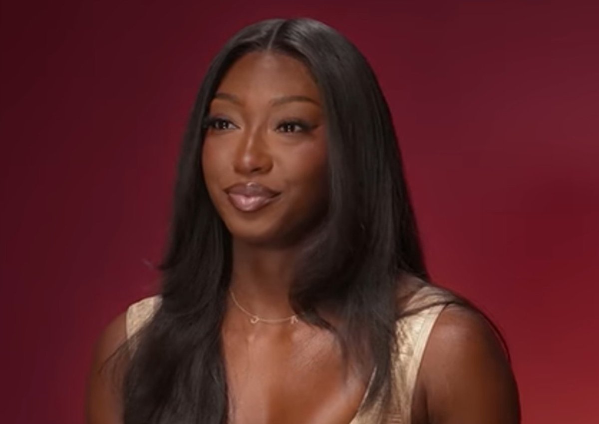 RabsOlifanteee's tweet photo. This INSANE facecard goshhh! 🧎🏾‍♀️

Watch Aniya's Interview with @Cosmopolitan on youtube: 
https://t.co/rD3slawRzl https://t.co/MiQqGu4lq0