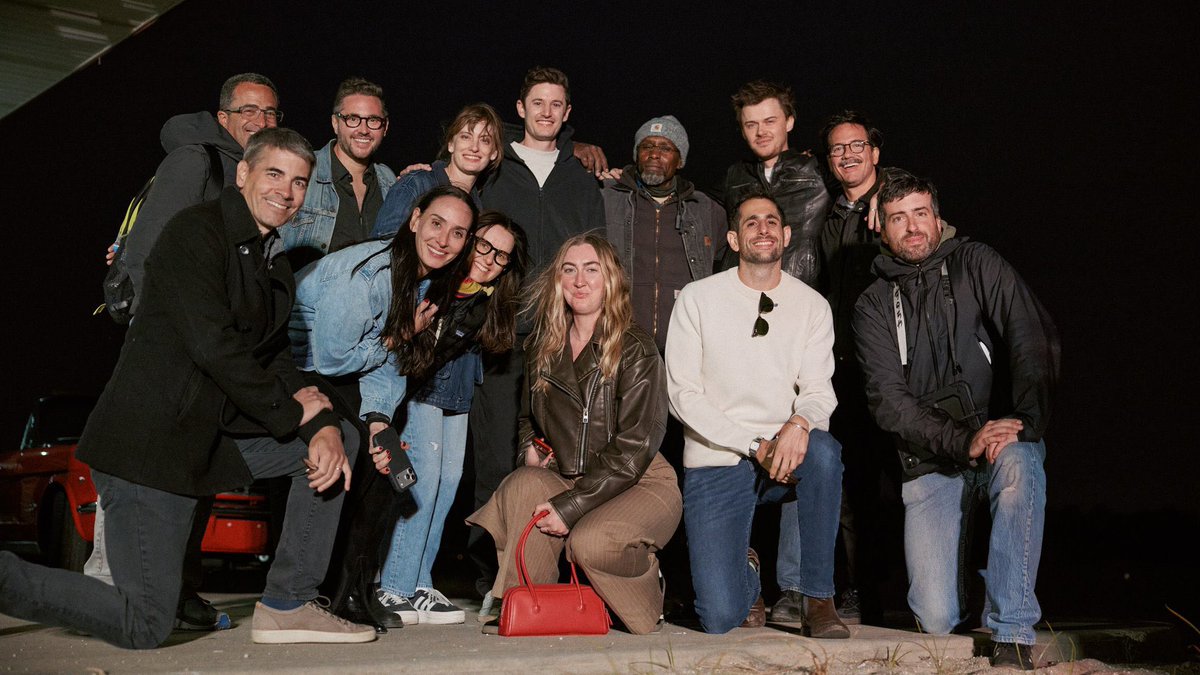 news_chrisB's tweet photo. Chris Briney with Leslie Berland and the team, behind the scenes of his new campaign for Verizon. https://t.co/2TtVNg6WTV