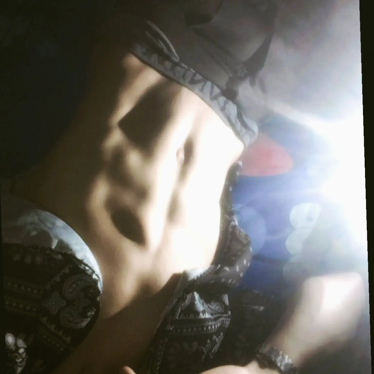 yottoy1980's tweet photo. เหงา ♤ #คลอง6 #คลองหก #ราช��งคล #รังสิต #ตลาดไทย https://t.co/YARN9j6XCR
