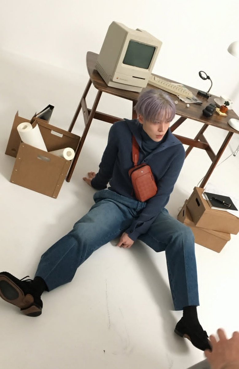 FashionistD's tweet photo. #YUNHO once more shows his beauty and this time for MEN'S FOLIO https://t.co/Jj3k7ZqmO6