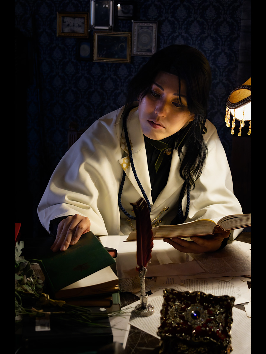 rincos_p's tweet photo. 【コスプレ】
 bnal / 劇8 
青年  

「言葉に宿るもの。
　それで、何ができるんだろう。」

-----

（肩の紐あらぶっちゃったけど雰囲気重視で…笑） https://t.co/07CWkyM15M