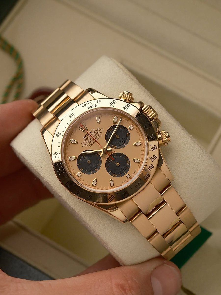 BhorneandCo's tweet photo. Rolex Cosmograph Daytona
@ZyroCar https://t.co/qexElVr8eF