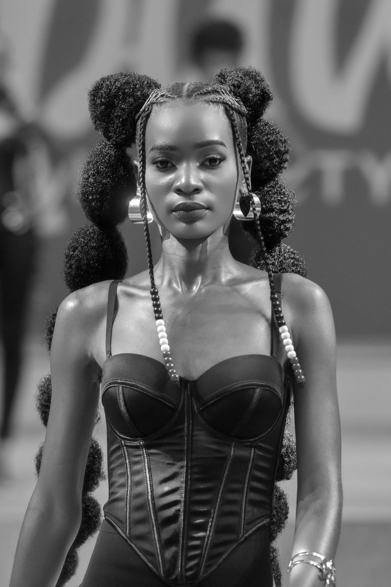 MissUgOfficial's tweet photo. The runway came alive as @ApuuliBased showcased stunning hair artistry at the Top Model!

From flawless styles to fierce runway moments, our finalists served confidence, elegance and undeniable queen energy. 
Every look was beautifully crafted to complement their walk and make a statement.

@oppeinuganda @va_uganda @VaselineEA @evervessmaltug @7daysinternationalltd @uhomeug
@kampalasheraton @reach_a_hand @print_creations01 @nrgradioug @startimesuganda
#MissUganda2026 #MissUgandaAt15
#TrueUgandanBeauty #15YearsOfMissUganda