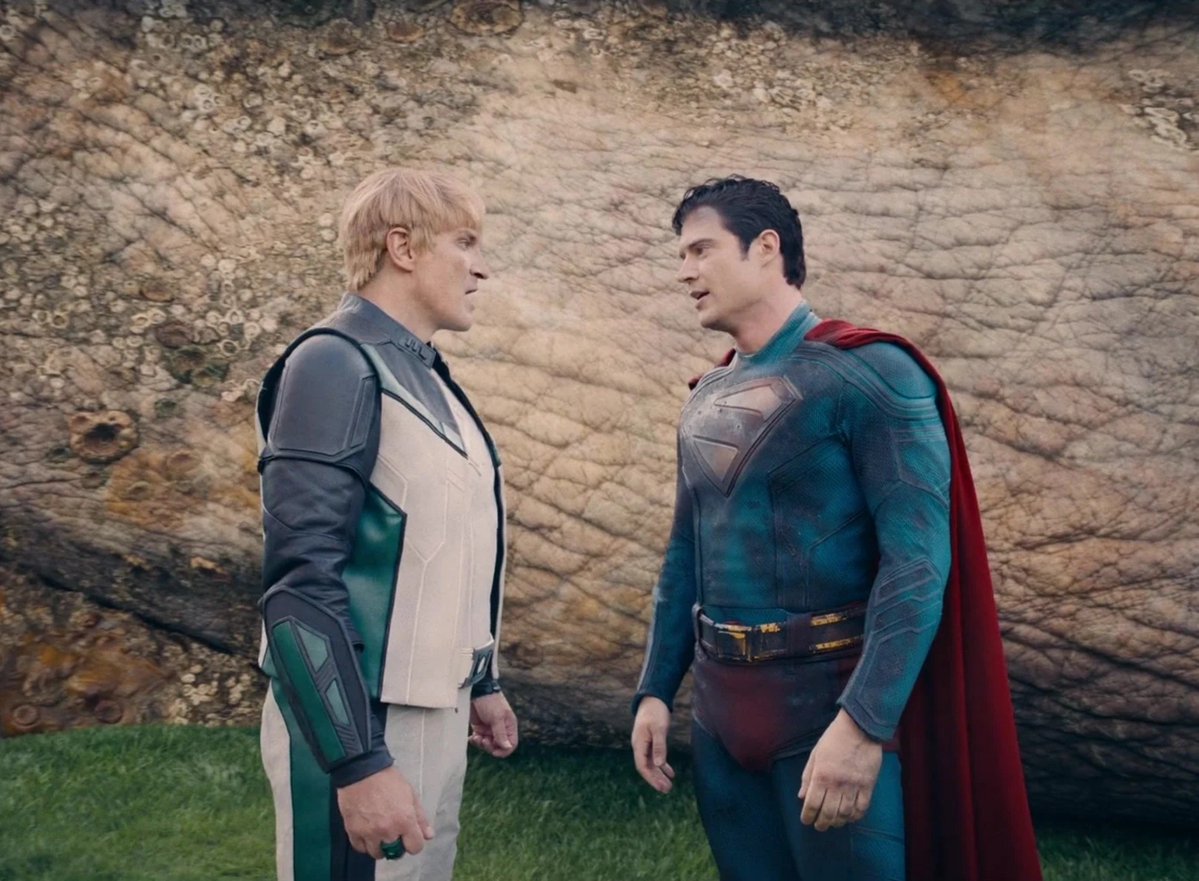 CQuill97's tweet photo. -An athletic director who actually helps people

-Creates haircut trends

-Takes very good care of his teeth, one especially

-Stops a genocide

-Wanted to fight Superman even if he would get packed up

-Actually creates constructs

Guy Gardner, the best live action Green Lantern https://t.co/tckztk6XUp