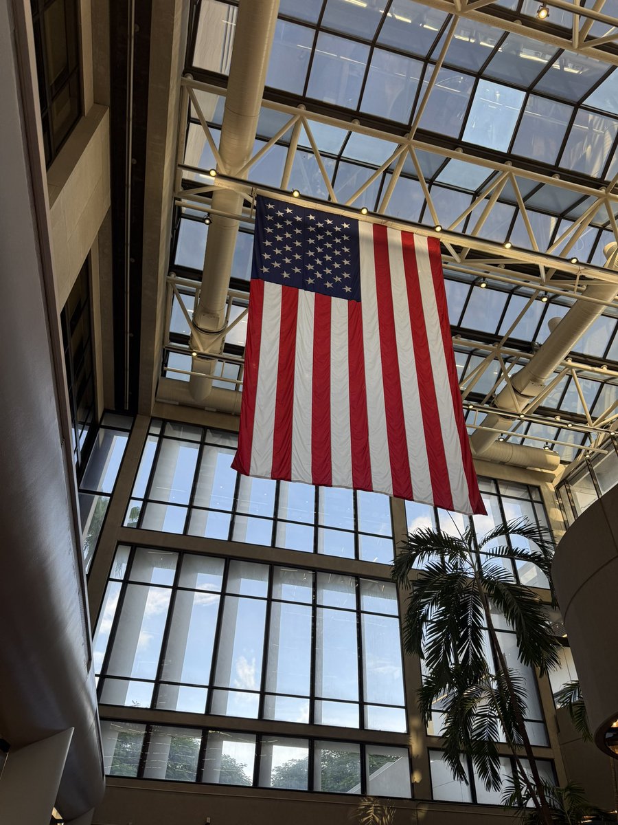 ChariotLiving's tweet photo. Today our founder Nick Garzilli speaks at the Miami-Dade Board of County Commissioners. Our view: buses and rail are the backbone. New mobility should connect riders to them, first and last mile, funded outside the transit operating budget. #MiamiDade https://t.co/2Xb4D0wd43