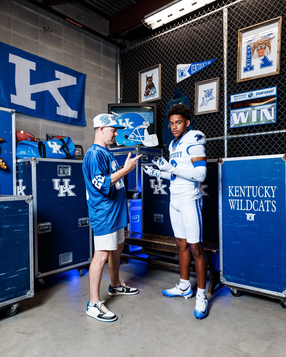 nolimit_mb3's tweet photo. You know where i’m at this weekend 😼🏠
@CoachWillStein @AllenBrown_4 @RealdealTY @CoachTOdom @CoachBateman @YCorker @UKFootball https://t.co/EkGhjAHj7j