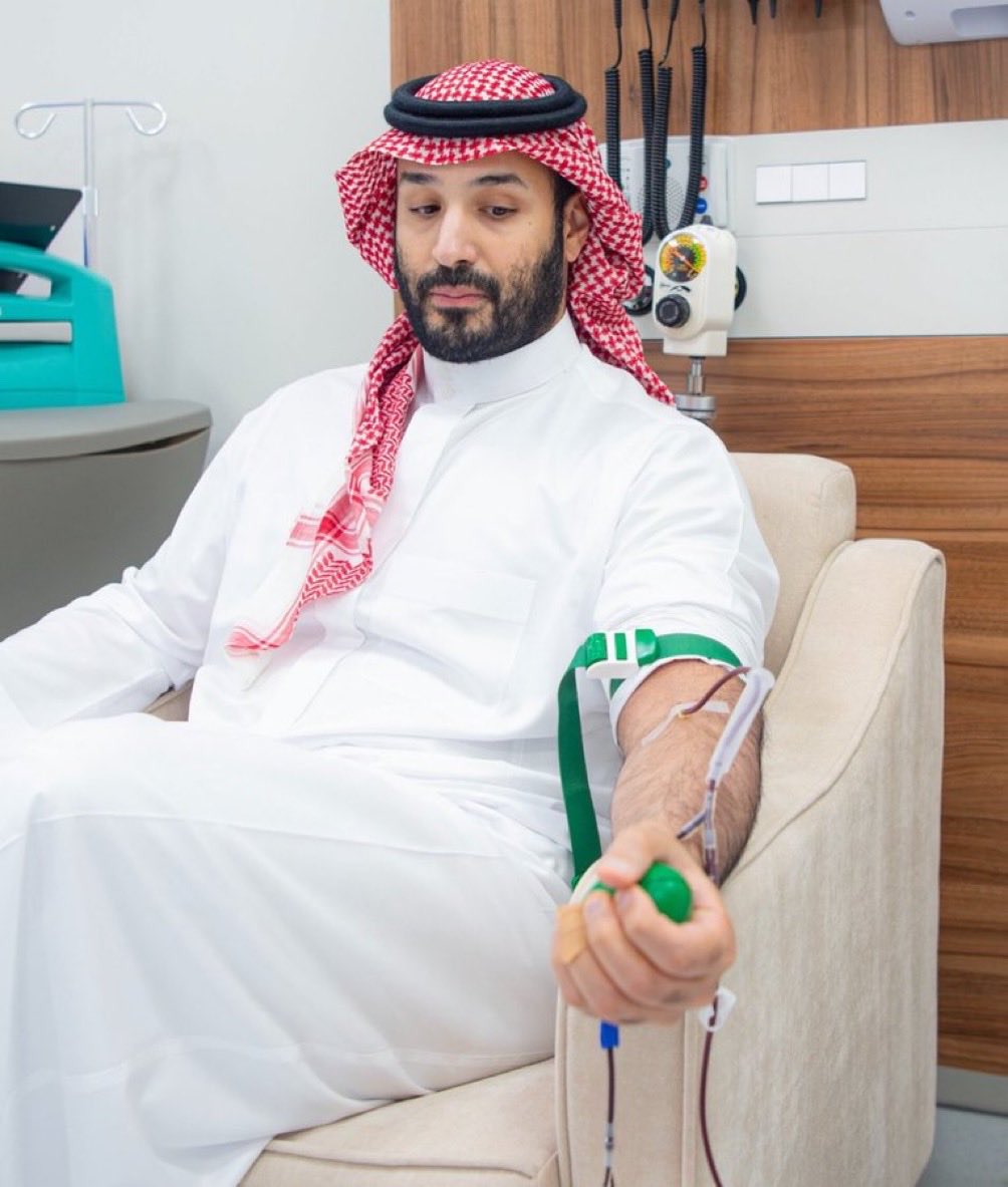 Abdulelah__MS's tweet photo. { ومن أحياها فكأنما أحيا الناس جميعا } ..

#حمله_ولي_العهد_للتبرع_بالدم https://t.co/ELjifbHFdp