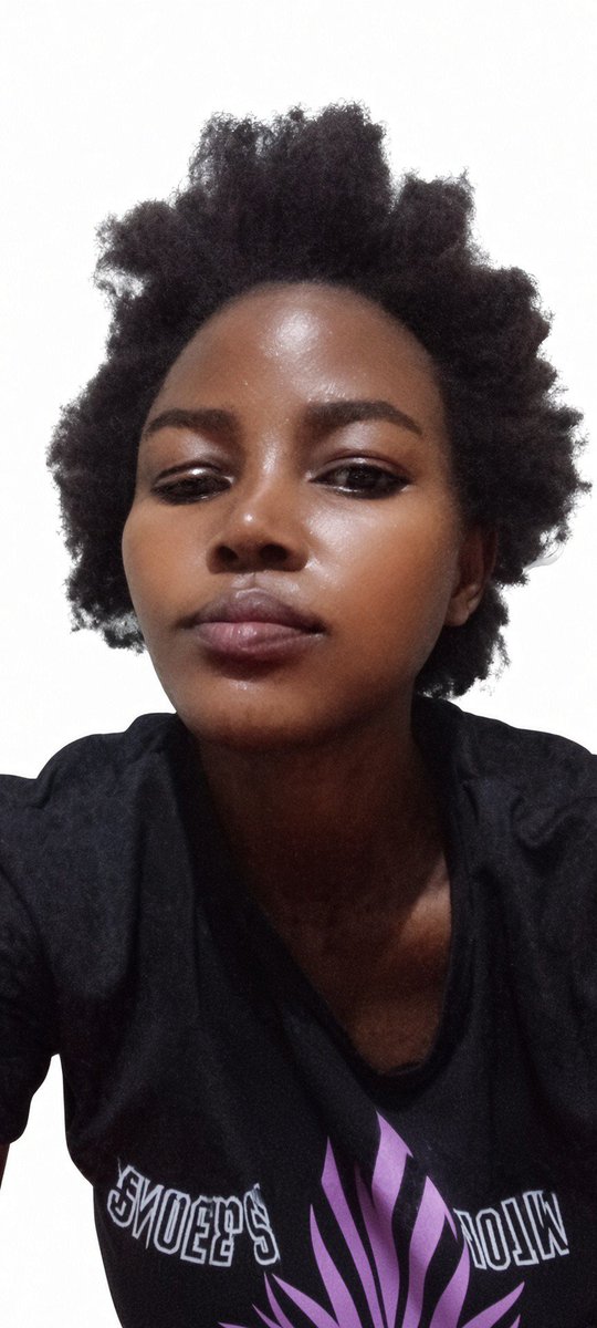 TheButterLuverz's tweet photo. Dropping this before I fall, Snapchat looks good on me 😊
#longdistance #wmbw #interracialcouple https://t.co/kJyljoH4rk
