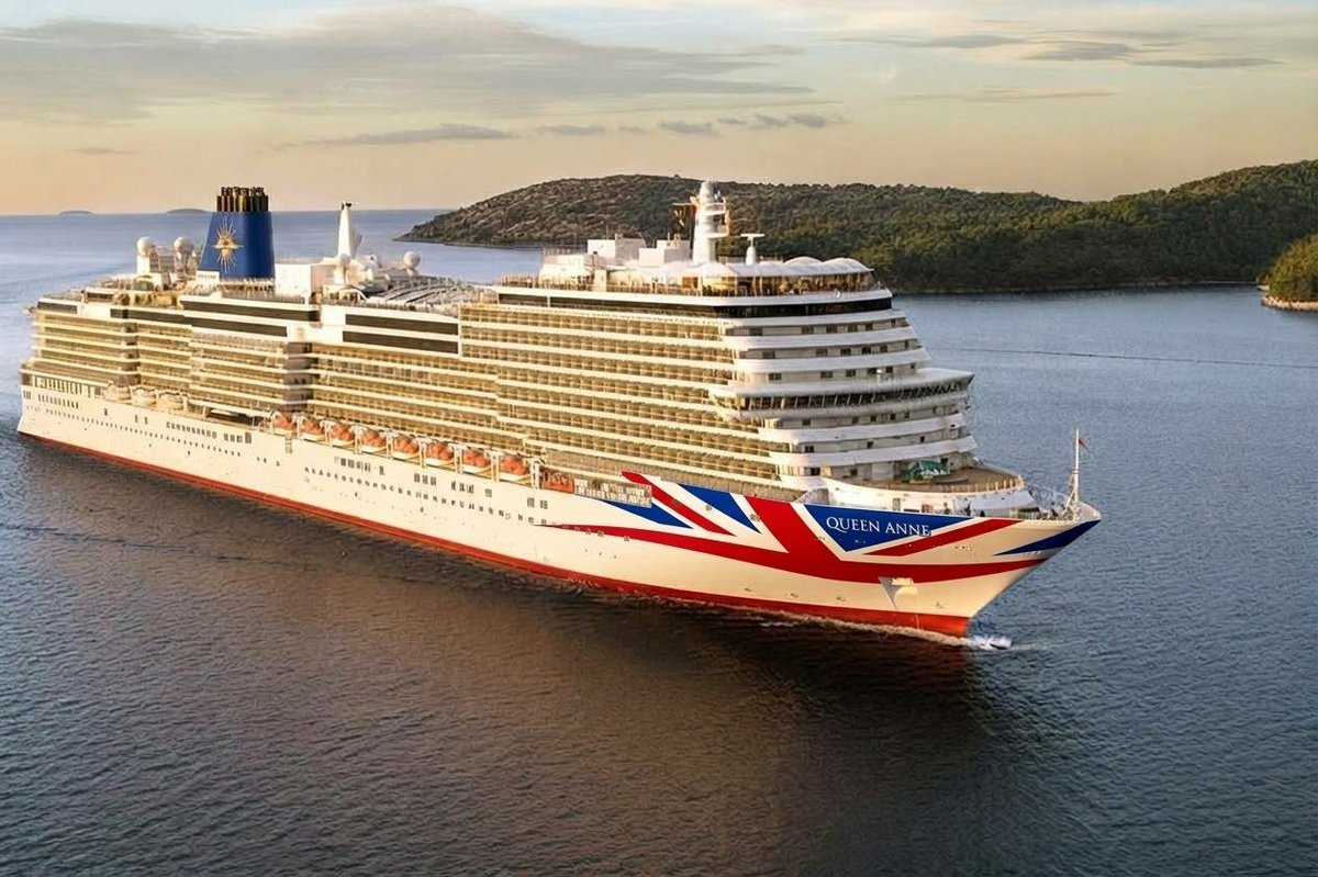 Andrew_SW's tweet photo. Interesting #cruise development, @pandocruises #arcadia leaving the fleet in 2029 to join @HALcruises whilst @cunardline latest ship #queenanne to transfer across to P&amp;O Cruises.
Quick render of what the ship might look like...

#carnivaluk #southampton https://t.co/qjHce3aI61