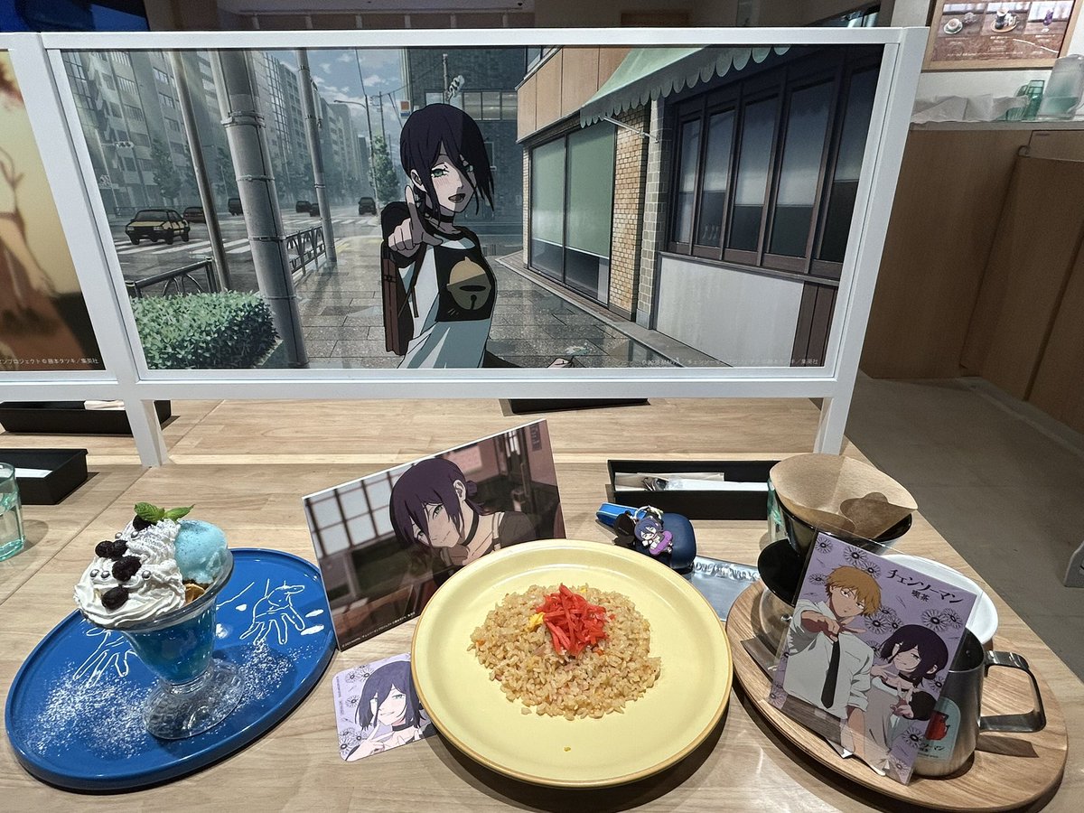 shiseofficial's tweet photo. チェンソーマン喫茶に行ってきたぞ！！
公開から１年経ってもコラボカフェやってくれることに真面目に感謝している
お料理すごいクオリティ高かったし、デンレゼのパネルはなんか心キュッてなる。
でも尊い
あと5年は引きずる予定です。 https://t.co/9e64O7XSiE