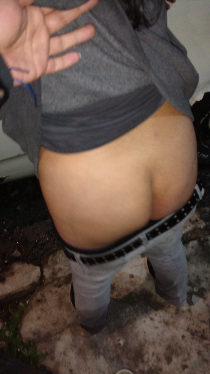 Mirondtw's tweet photo. Aporte de un seguidor de una amiga suya que sacó estas fotos mientras estaba borracha🔥🔥

Manda tu aporte al dm #aporte #aporteanónimo https://t.co/s5ozK7vVdK