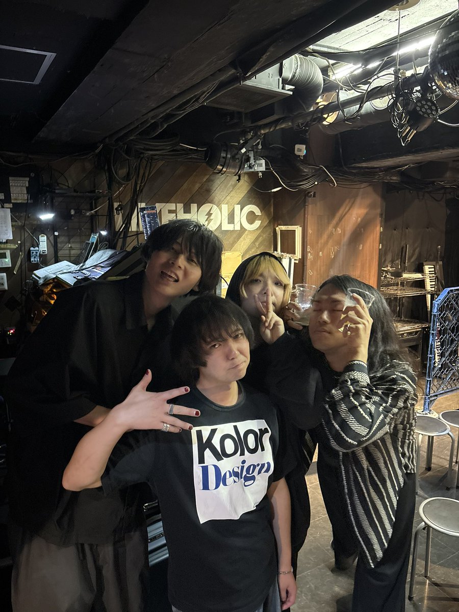ChroniCloop's tweet photo. 👁️Thank you!!!💐
2026.10.06 下北沢LIVEHOLIC
1.リインカーネーション
2.ラブシック
3.SlowDance
4.グッドバイ
5.ファンファーレ
6.新世界
お久しぶりのOAでしたが最高すぎるイベントで終始爆上げでした!
また来月もお楽しみに💐💐💐
#下北沢LIVEHOLIC
#Spotify
#AppleMusic https://t.co/Wyt9UDYDDB