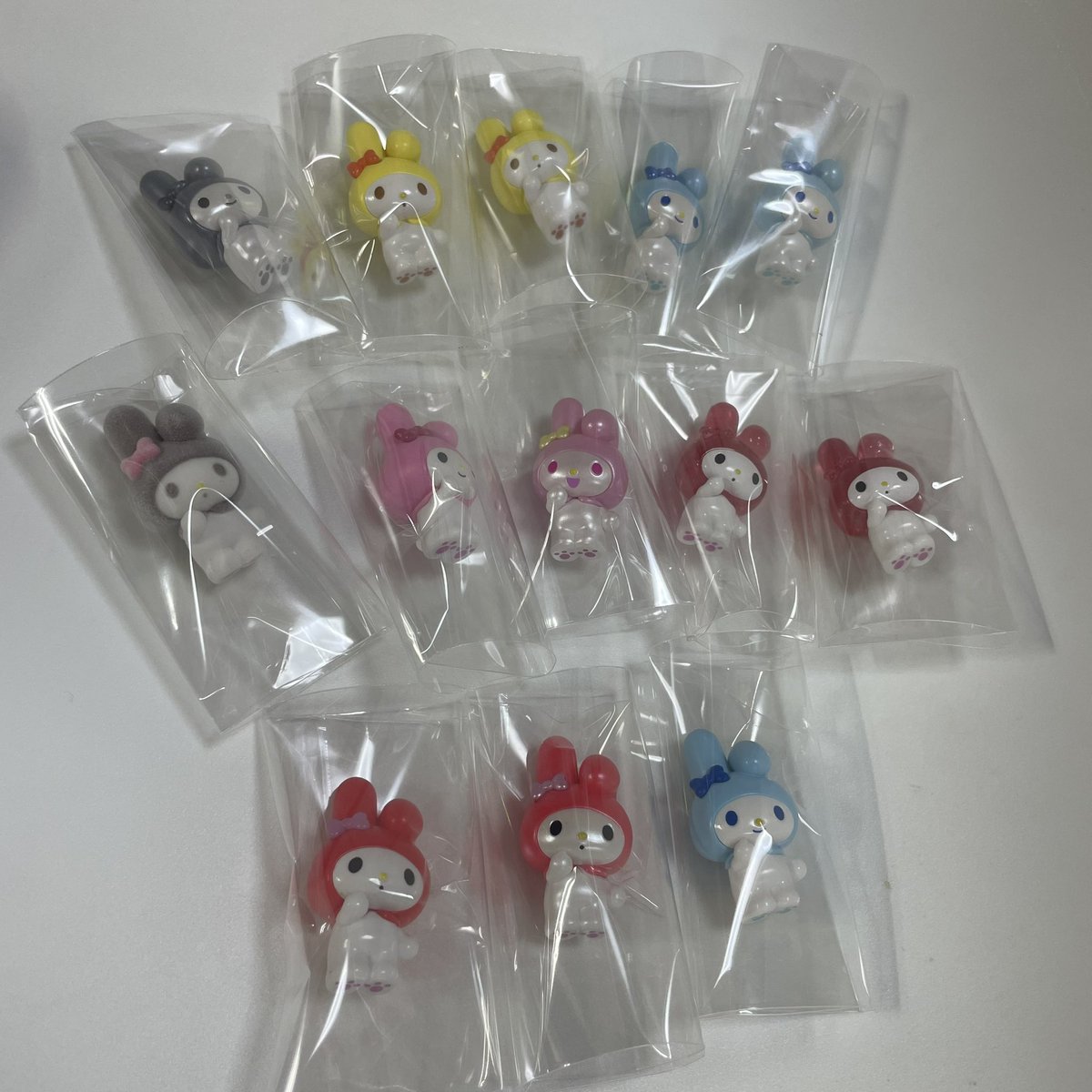 suzu_yu0717's tweet photo. 【交換】くじポン！ マイメロディ マイメロ サプライズミックス  SURPRISE MIX!  サンリオ ガチャガチャ

譲
5.9.16.18.19.20.22.23.25.26

求
11 > 1.8.15

11番最優先のため1:2(9番以外)の交換可
郵送希望
お気軽にお声掛けくださいませ https://t.co/mSdjxRLVC7