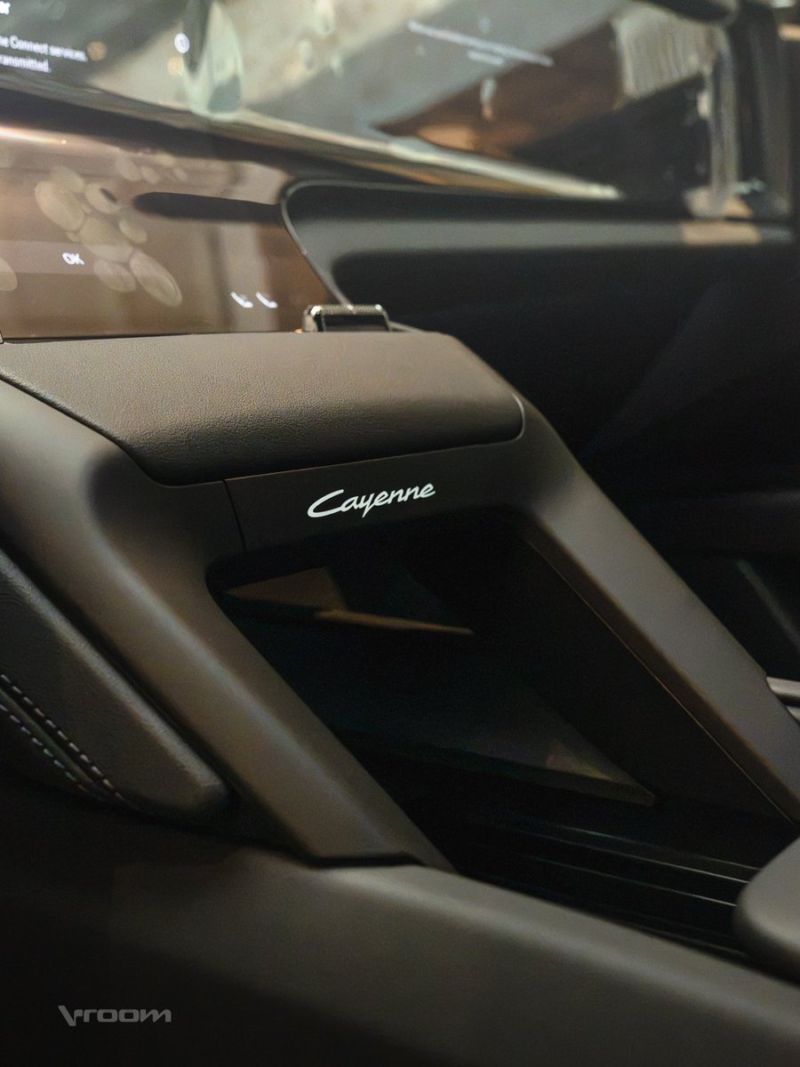 vroommediaph's tweet photo. PGA Cars has officially introduced the all-electric Porsche Cayenne to the Philippines. ⚡️
The model made its exclusive customer debut last Sunday.
#ShiftHappen #PGACars #PorschePhilippines #PorscheCayenne https://t.co/g4uh3FBkYJ