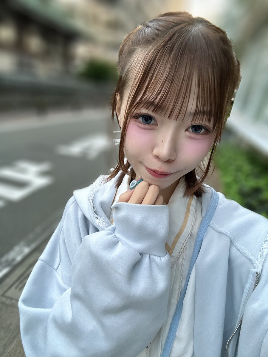 flb_kohaku's tweet photo. .*·.⟡┈┈┈┈┈┈┈┈┈┈┈┈┈┈┈⟡.·*.

    電話もしてほしい 手も繋いでほしい

       ぜんぶ季節ひとりじめにさせてよ

.*·.⟡┈┈┈┈┈┈┈┈┈┈┈┈┈┈┈⟡.·*.

#フルバス #こは沼抜け出せない https://t.co/hU6bCbrYkl