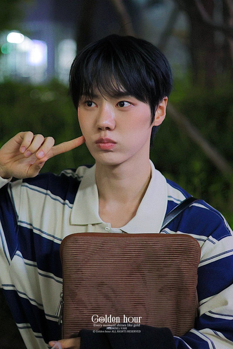 0903_varitime's tweet photo. 261006 pre
나도 찔러볼래
#나인아이 #베리 #NINEi https://t.co/psyyVqP621