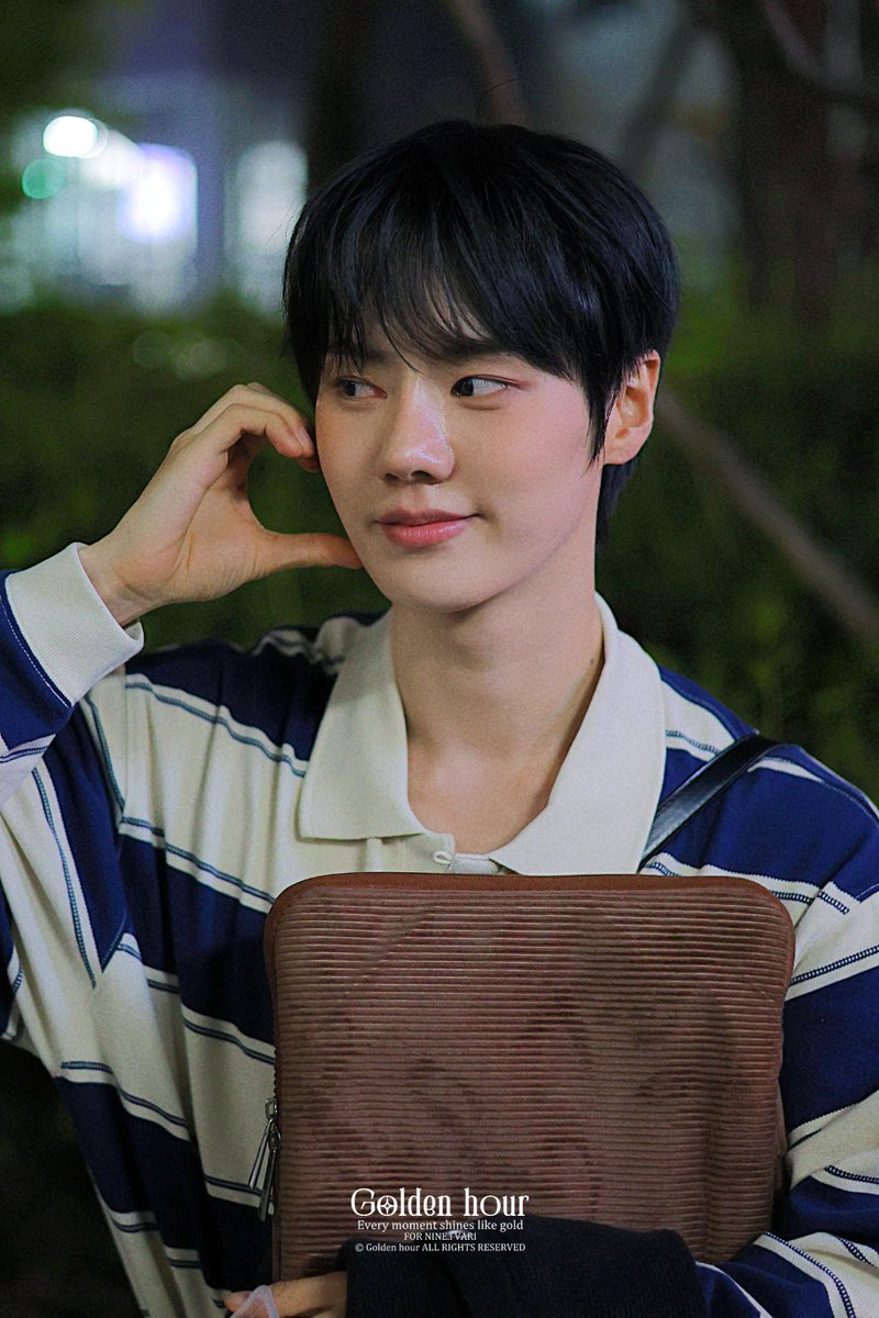 0903_varitime's tweet photo. 261006 pre
다음주엔 준호로 만나요🫶🏻
#나인아이 #베리 #NINEi https://t.co/ynFa9wN9Rb